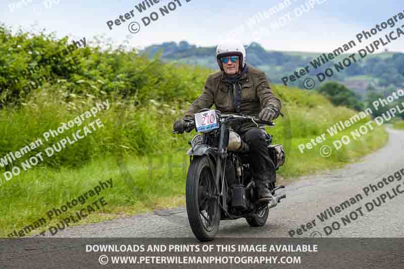 Vintage motorcycle club;eventdigitalimages;no limits trackdays;peter wileman photography;vintage motocycles;vmcc banbury run photographs